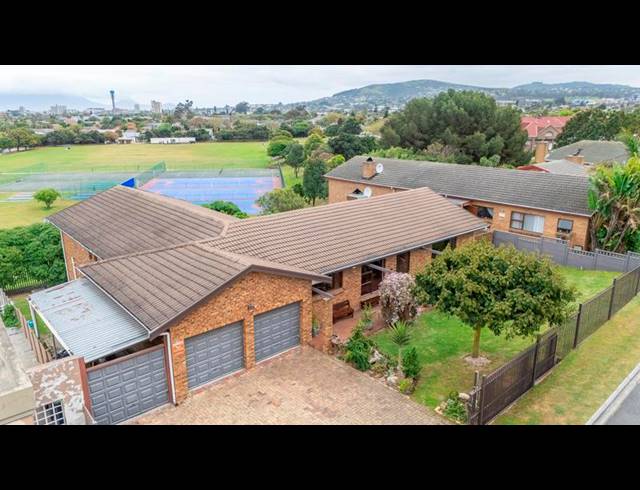 4 BEDROOM HOUSE FOR SALE IN CHRISMAR